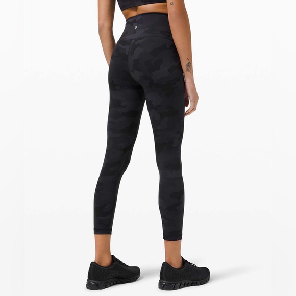 Lululemon Wunder Train High-Rise Crop size 2 - Picture 2 of 9
